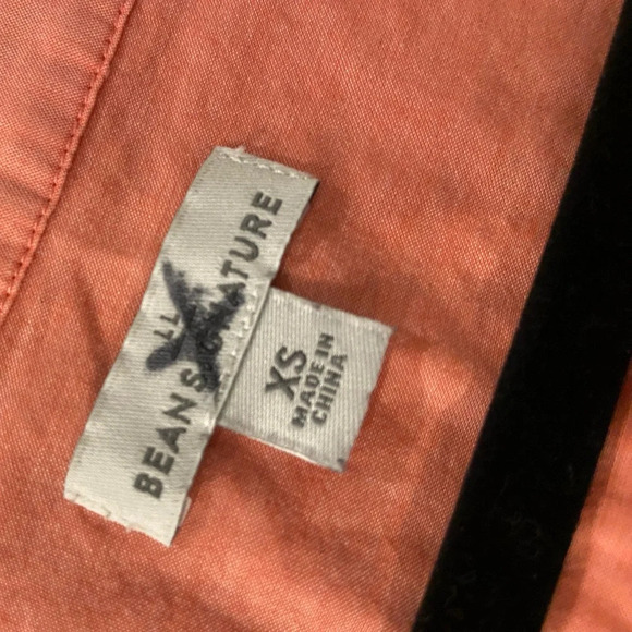 L.L. Bean Coral White Stripe Roll Tab Sleeve Split Neck Pullover Top Size XS - Picture 8 of 9